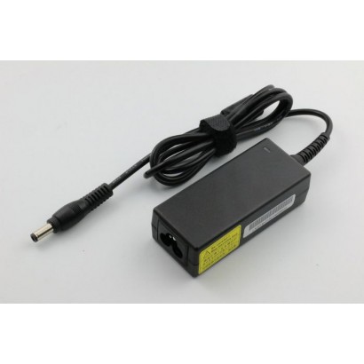 MBXTO-AC0010 MBXTO-AC0010 CoreParts Alimentatore Power Adapter per Toshiba 45W 19V 2.37A Plug:5.5*2.5 Straight connector EU K...