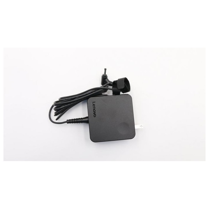 01FR154 Lenovo Alimentatore AC Adapter per Lenovo laptops 65W power output 20V DC USB-C connector 100-240V input Energy Star VI 