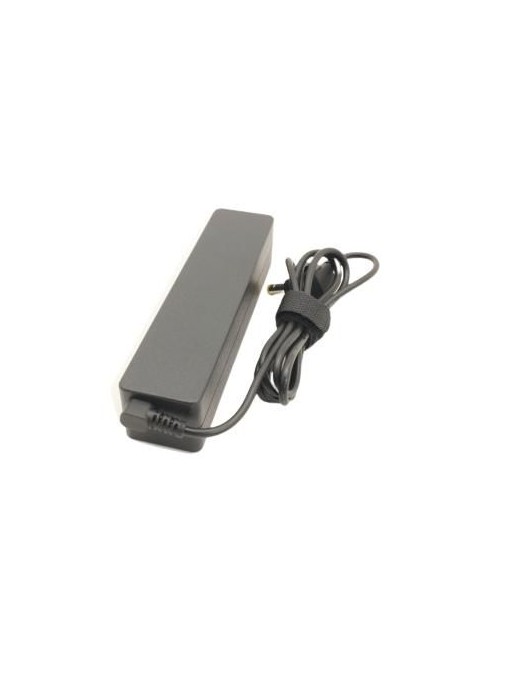 FUJ:CP742956-XX FUJ:CP742956-XX Fujitsu 19 V 65 W 3-pin